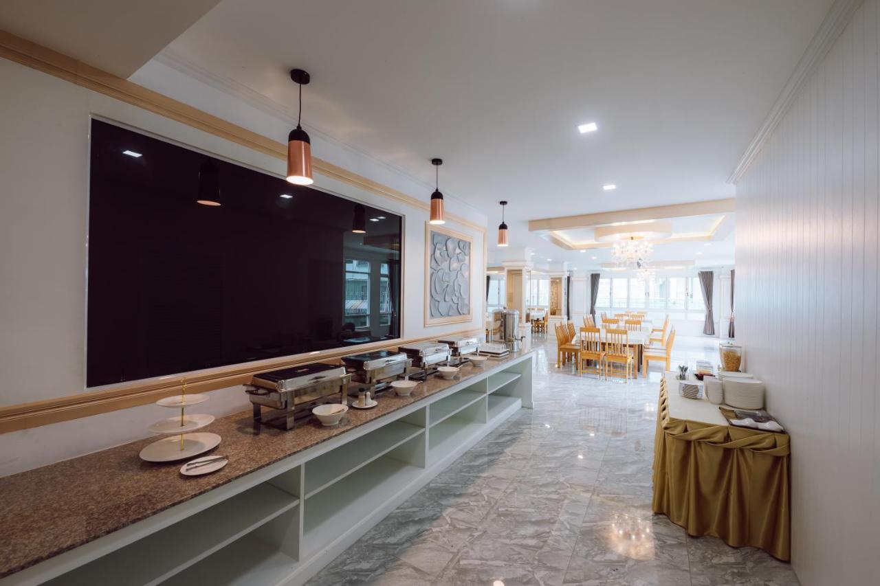 Hotel Morakot Twin Chumpon Extérieur photo