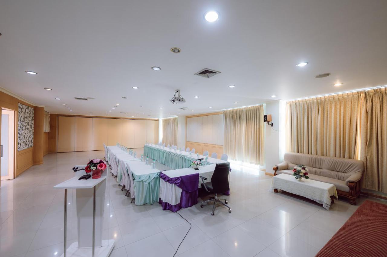 Hotel Morakot Twin Chumpon Extérieur photo