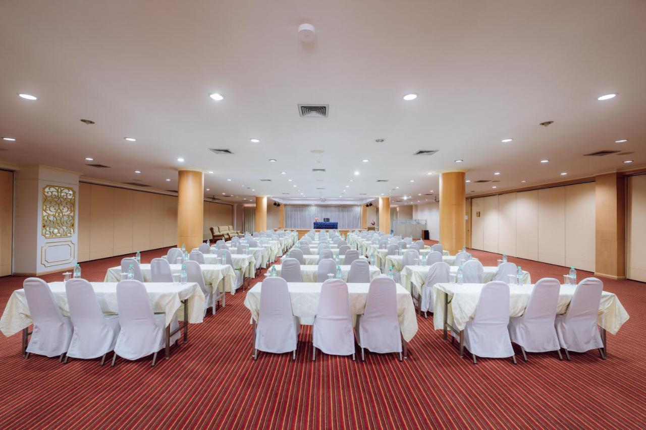 Hotel Morakot Twin Chumpon Extérieur photo